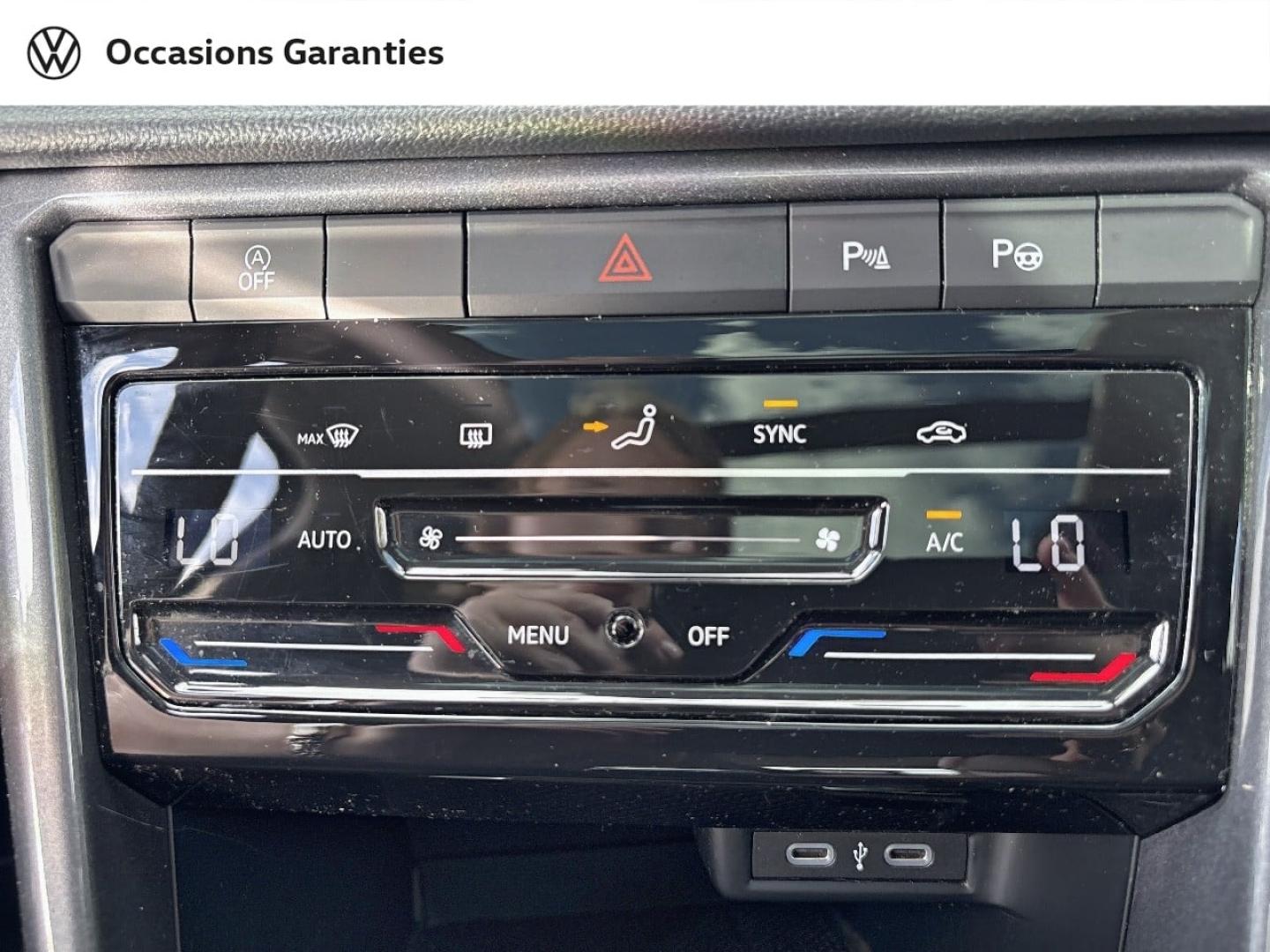 Voitures occasions VOLKSWAGEN T-ROC Style Rezé