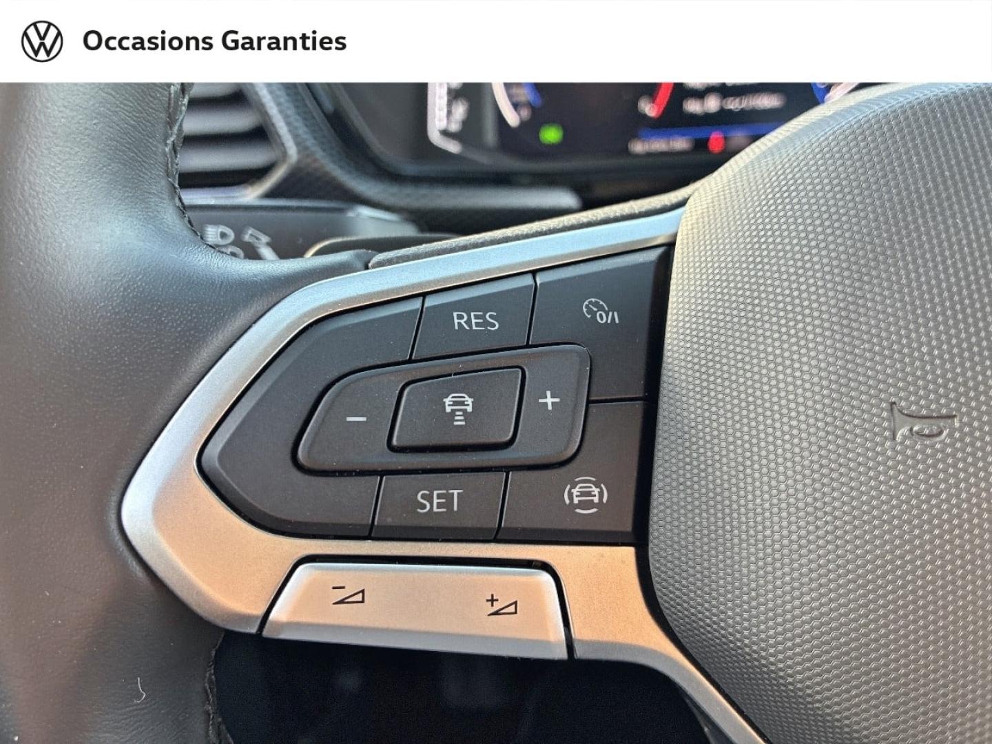 Voitures occasions VOLKSWAGEN T-CROSS Life Tech Rezé