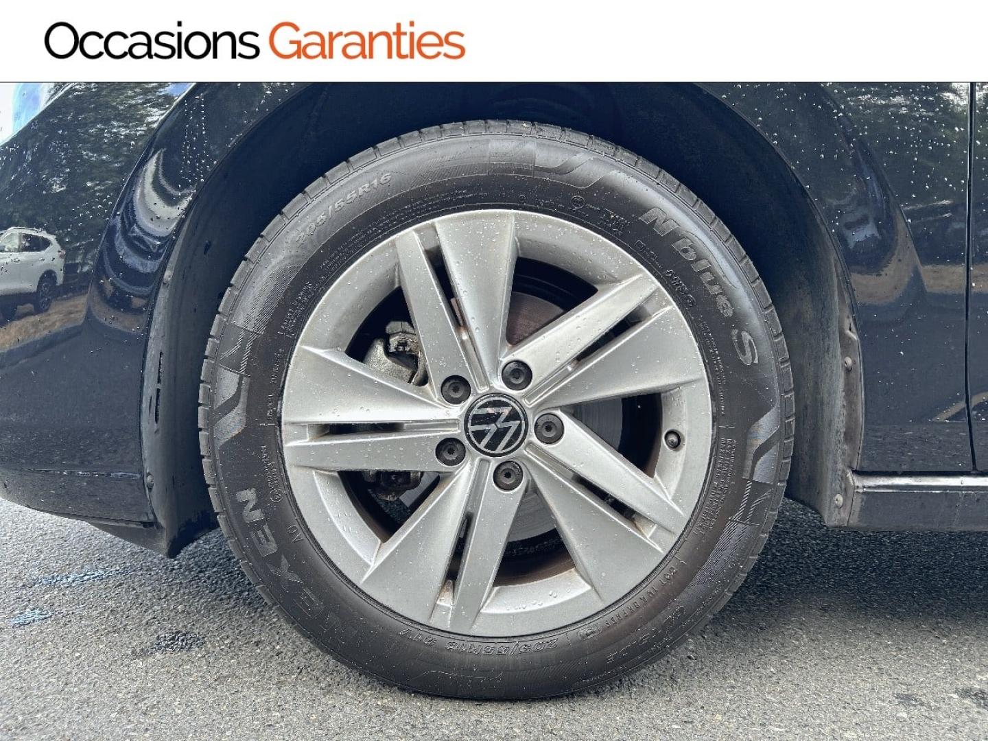 Voitures occasions VOLKSWAGEN GOLF Life Plus Rezé