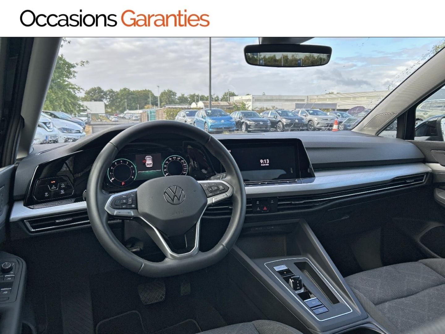 Voitures occasions VOLKSWAGEN GOLF Life Plus Rezé