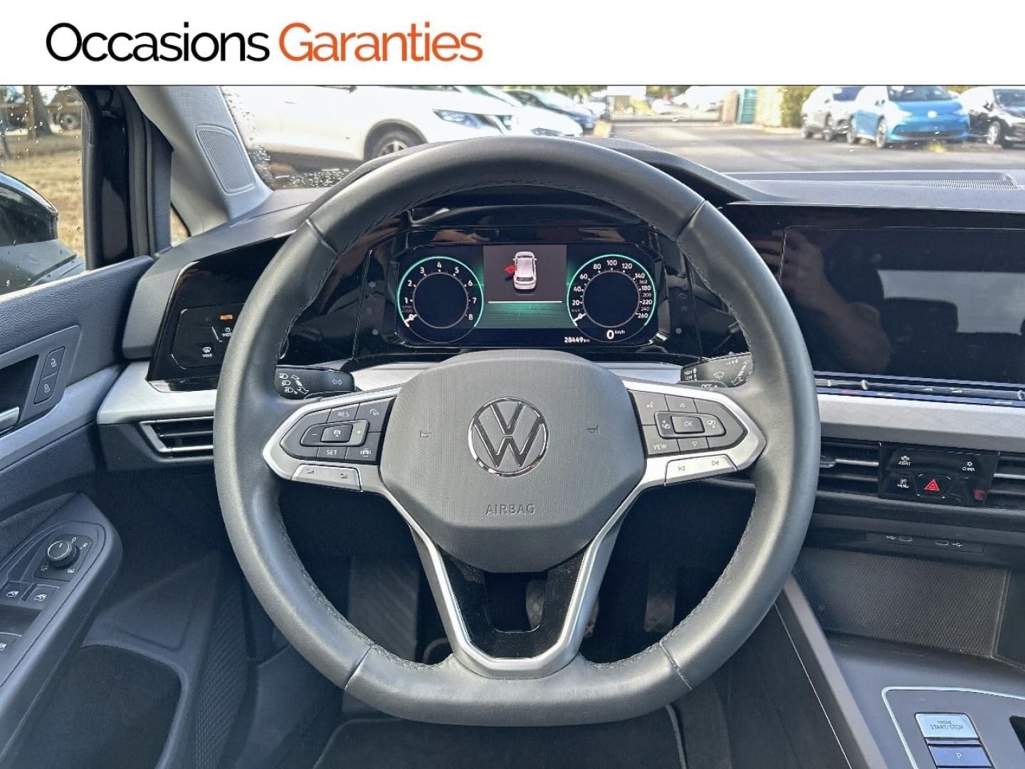 Voitures occasions VOLKSWAGEN GOLF Life Plus Rezé