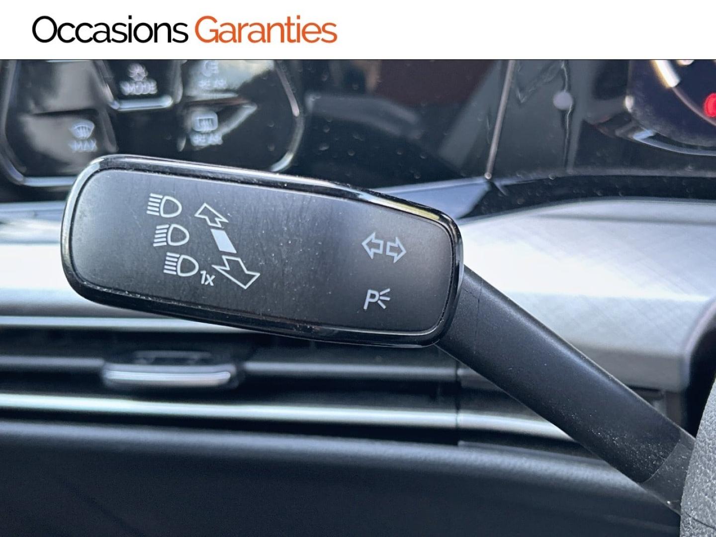 Voitures occasions VOLKSWAGEN GOLF Life Plus Rezé