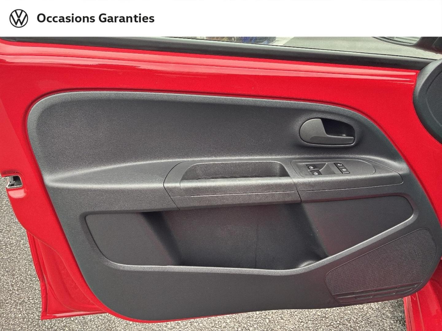 Voitures occasions VOLKSWAGEN e-up! Base Rezé