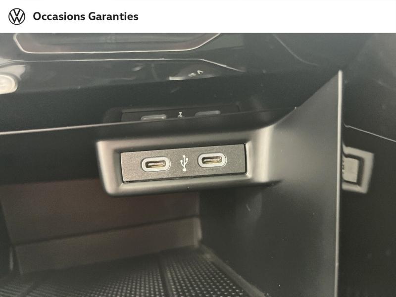 Voitures occasions VOLKSWAGEN T-ROC R-Line Rezé