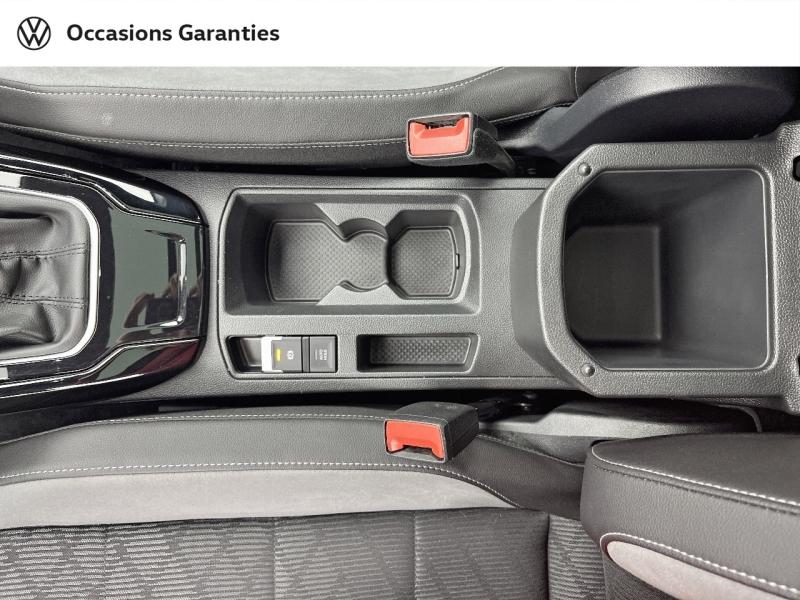 Voitures occasions VOLKSWAGEN T-ROC R-Line Rezé