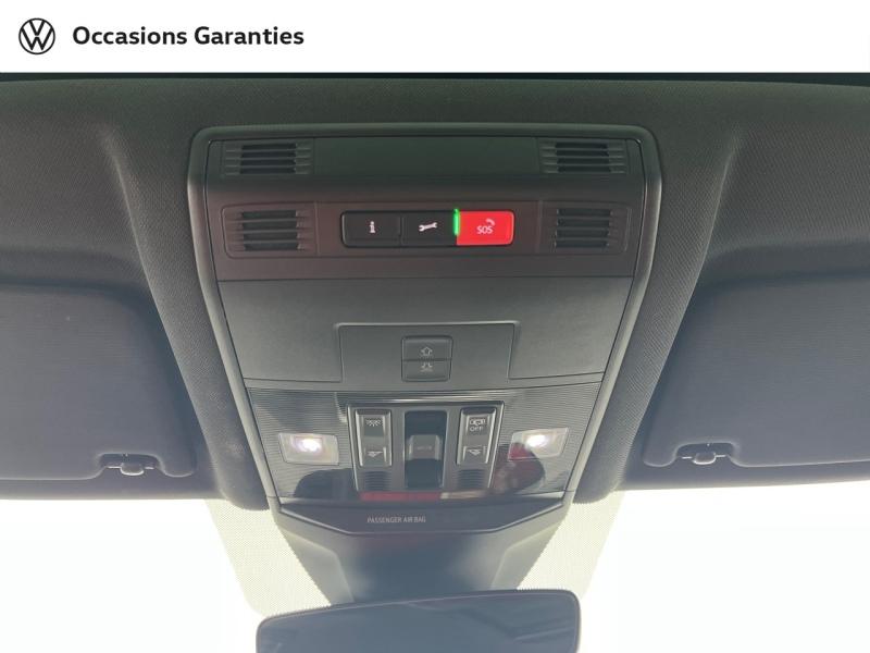 Voitures occasions VOLKSWAGEN T-ROC R-Line Rezé