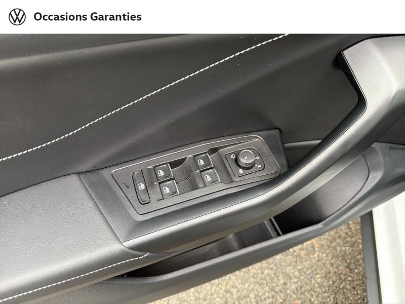 Voitures occasions VOLKSWAGEN T-ROC R-Line Rezé