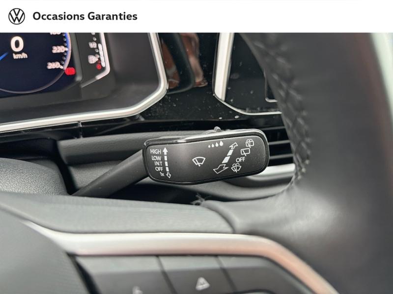 Voitures occasions VOLKSWAGEN T-ROC R-Line Rezé