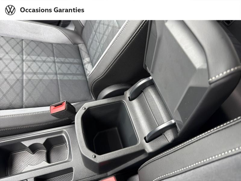 Voitures occasions VOLKSWAGEN T-ROC R-Line Rezé