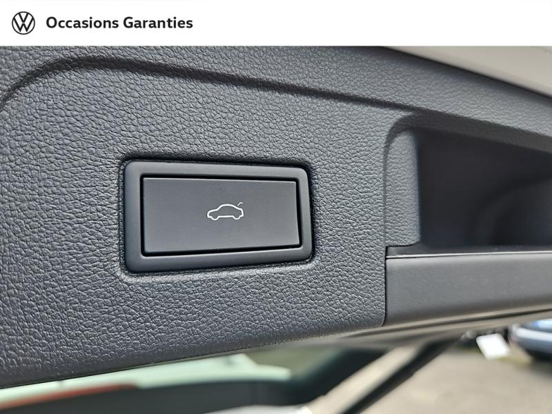 Voitures occasions VOLKSWAGEN TOURAN Life Plus Rezé