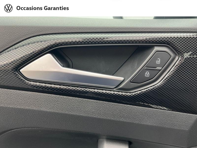 Voitures occasions VOLKSWAGEN T-CROSS Life Rezé
