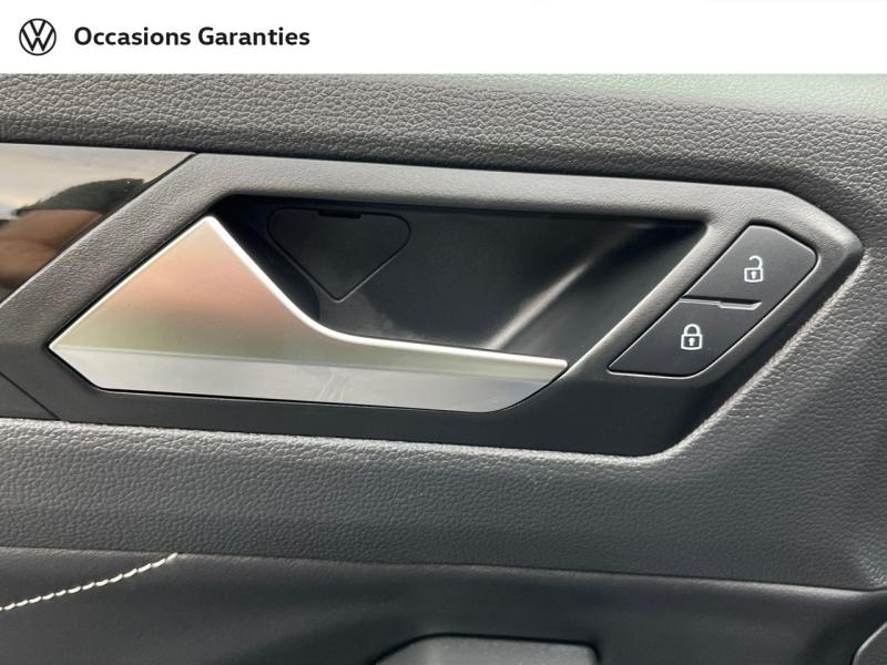 Voitures occasions VOLKSWAGEN T-ROC R-Line Rezé