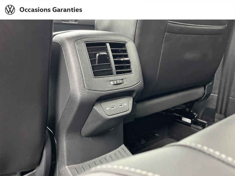 Voitures occasions VOLKSWAGEN T-ROC R-Line Rezé