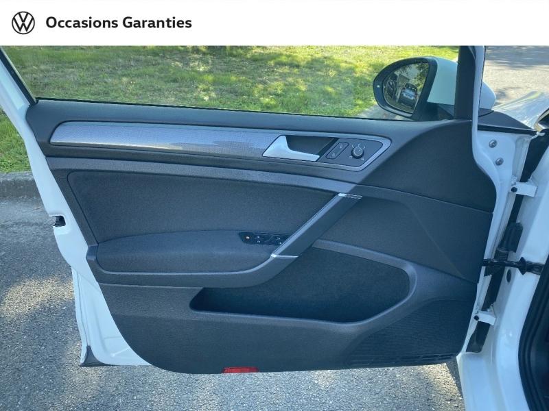 Voitures occasions VOLKSWAGEN GOLF Connect Rezé