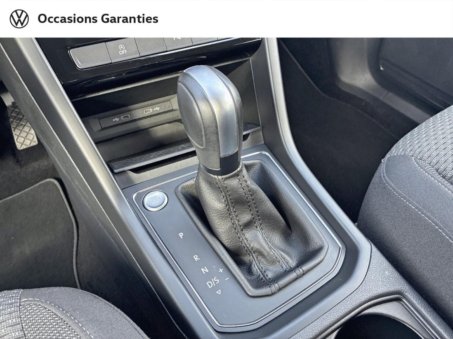 Voitures occasions VOLKSWAGEN TOURAN Life Plus Rezé
