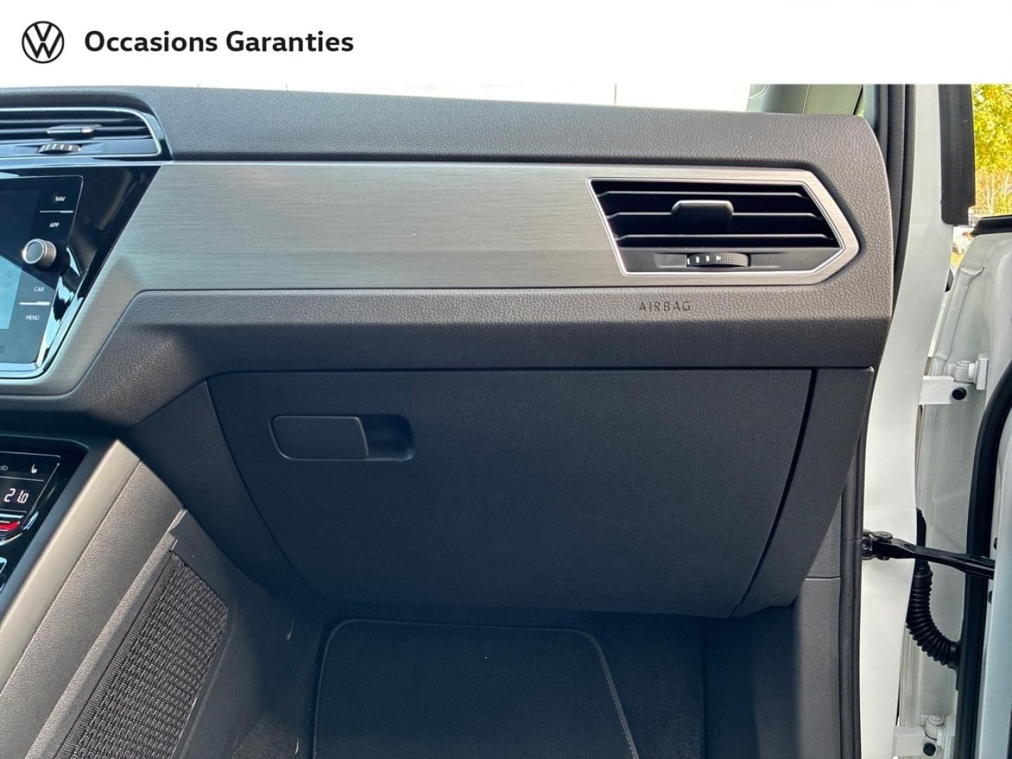 Voitures occasions VOLKSWAGEN TOURAN Life Plus Rezé