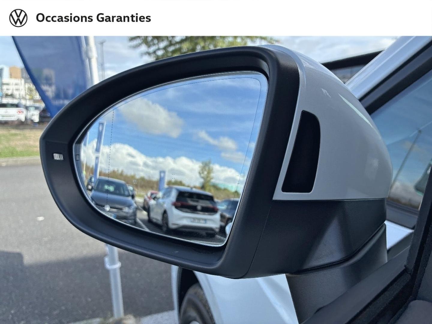 Voitures occasions VOLKSWAGEN TOURAN Life Plus Rezé