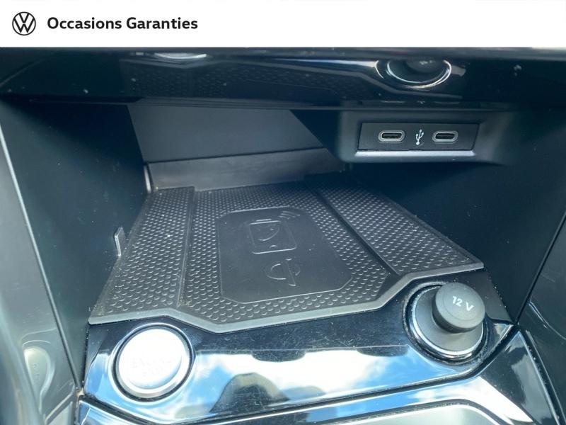 Voitures occasions VOLKSWAGEN T-ROC R-Line Rezé