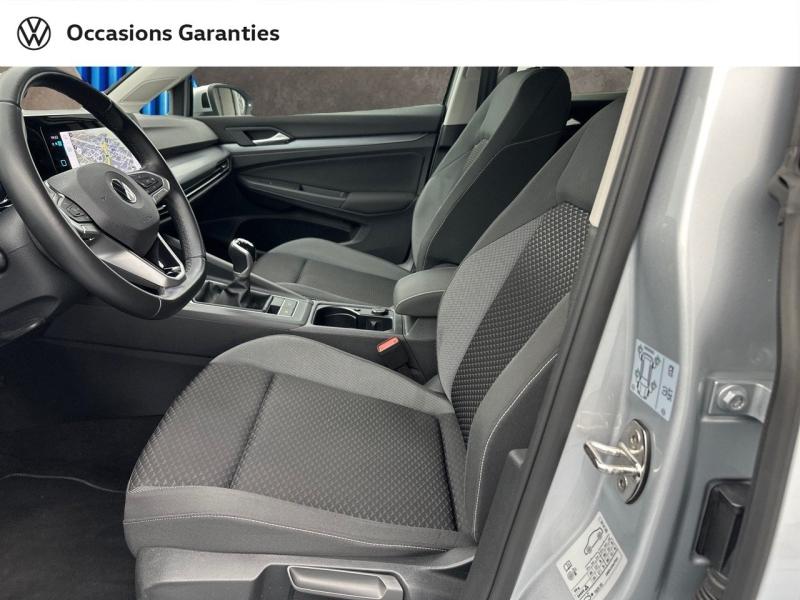 Voitures occasions VOLKSWAGEN GOLF Life 1st Rezé