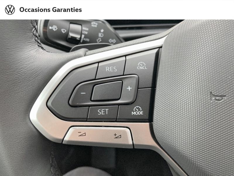 Voitures occasions VOLKSWAGEN T-ROC Base Rezé