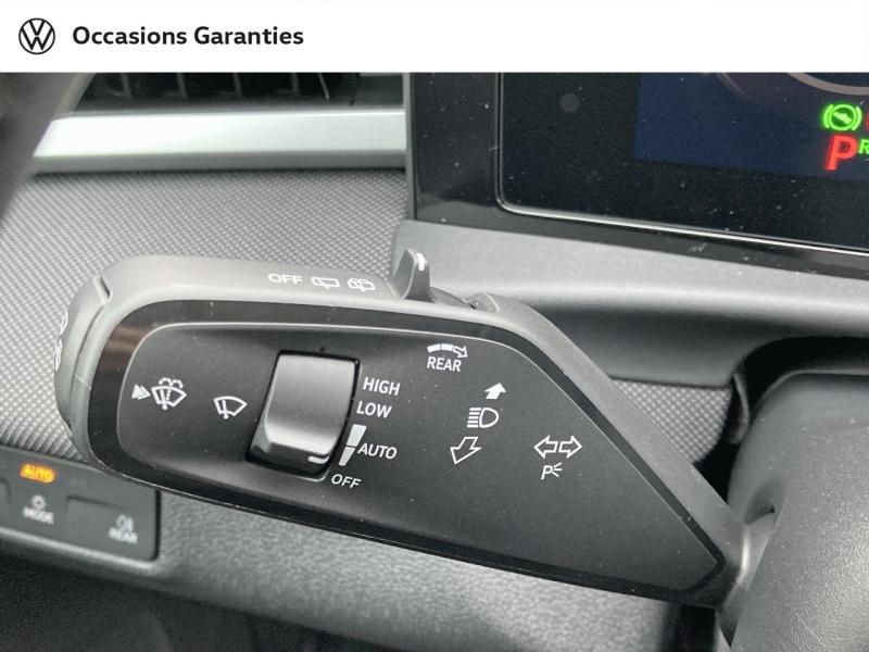 Voitures occasions VOLKSWAGEN T-ROC Base Rezé