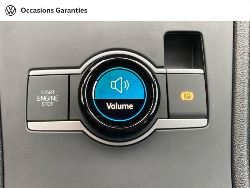 Voitures occasions VOLKSWAGEN T-ROC Base Rezé