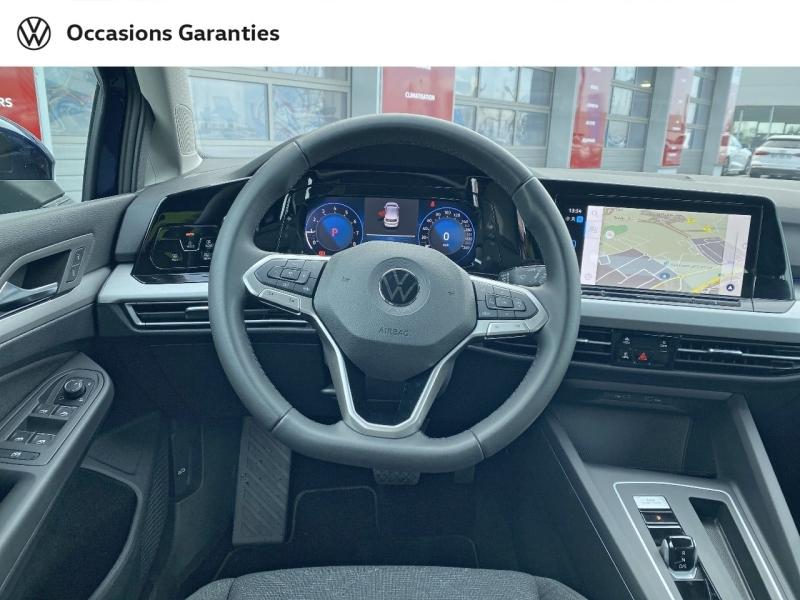 Voitures occasions VOLKSWAGEN GOLF Life Business Rezé