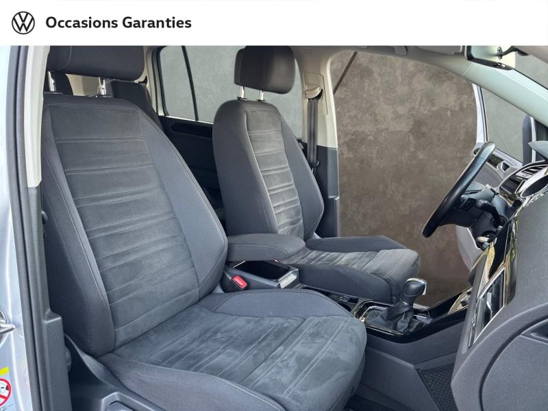 Voitures occasions VOLKSWAGEN TOURAN Carat Rezé