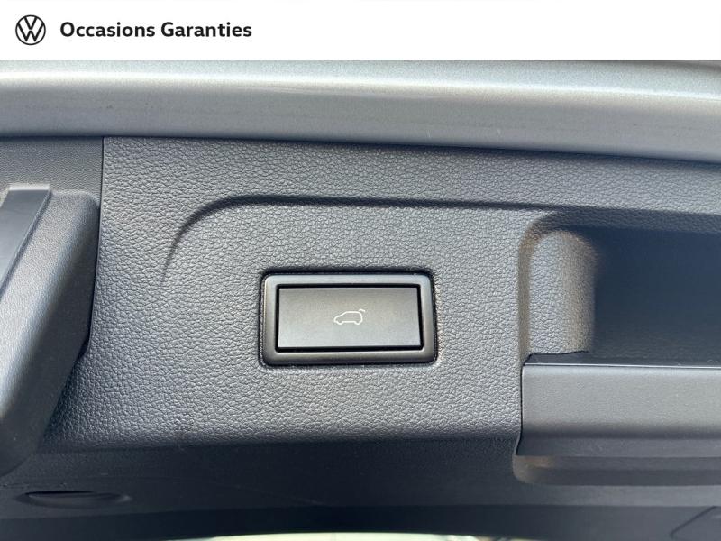 Voitures occasions VOLKSWAGEN TOURAN Carat Rezé