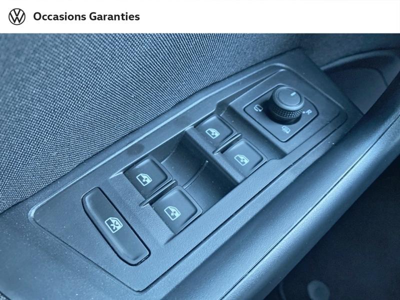 Voitures occasions VOLKSWAGEN T-ROC Life Plus Rezé