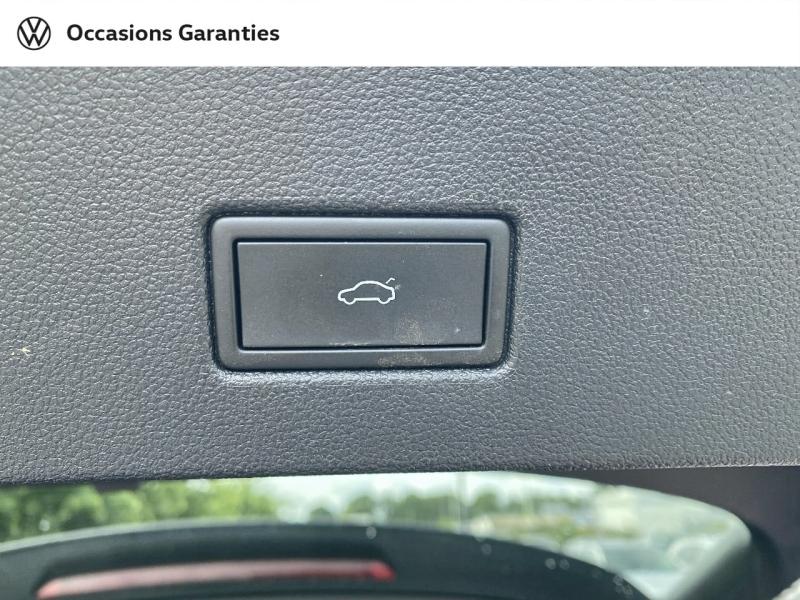 Voitures occasions VOLKSWAGEN T-ROC R-Line Orvault