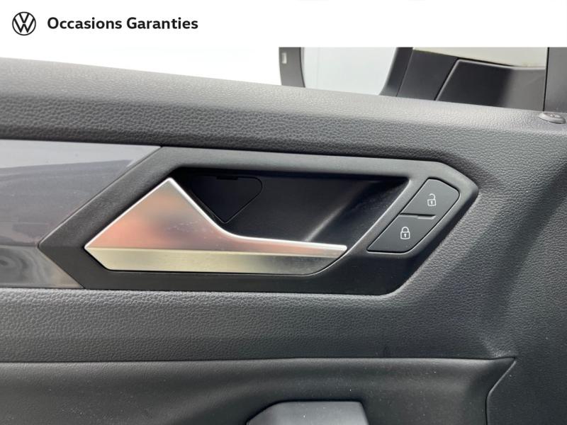 Voitures occasions VOLKSWAGEN T-ROC Carat Exclusive Rezé