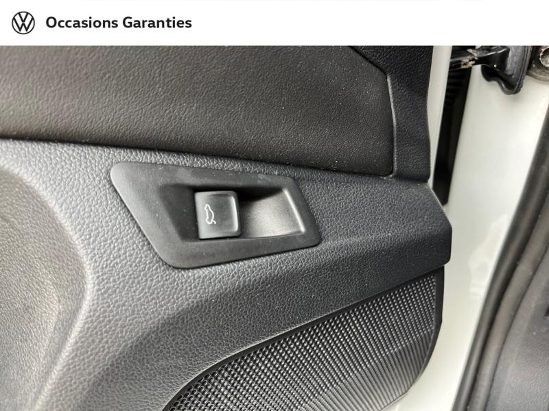 Voitures occasions VOLKSWAGEN T-ROC Carat Exclusive Rezé