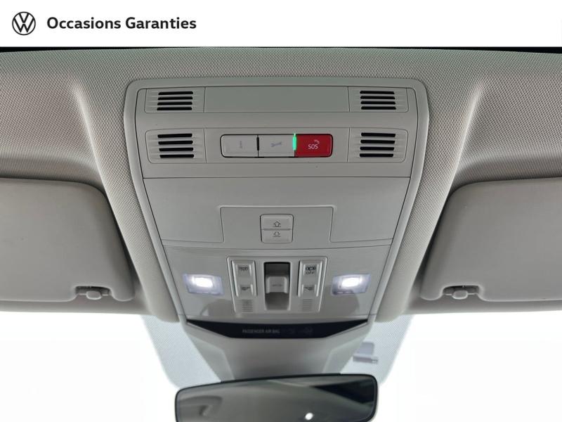 Voitures occasions VOLKSWAGEN T-ROC Carat Exclusive Rezé