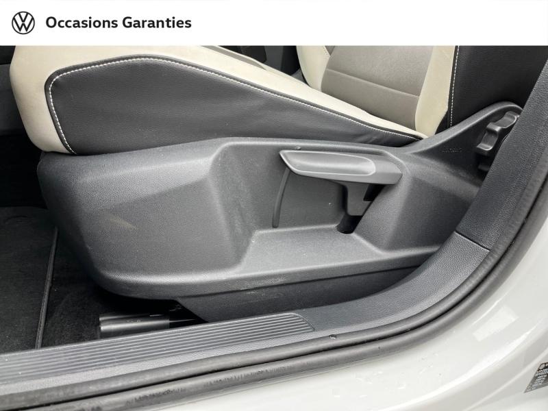 Voitures occasions VOLKSWAGEN T-ROC Carat Exclusive Rezé