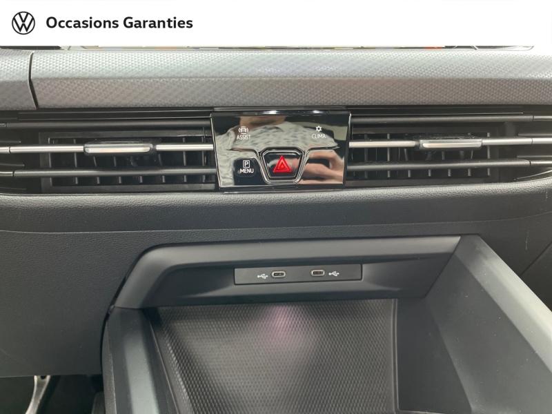 Voitures occasions VOLKSWAGEN GOLF Active Rezé