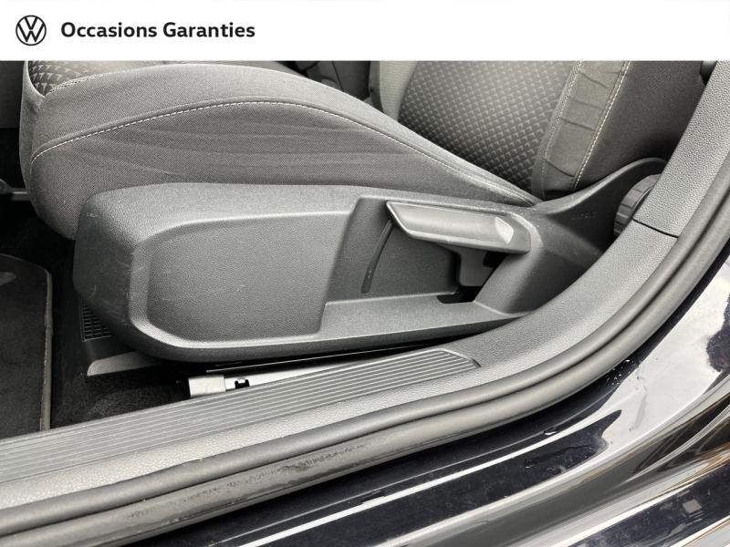 Voitures occasions VOLKSWAGEN GOLF Active Rezé