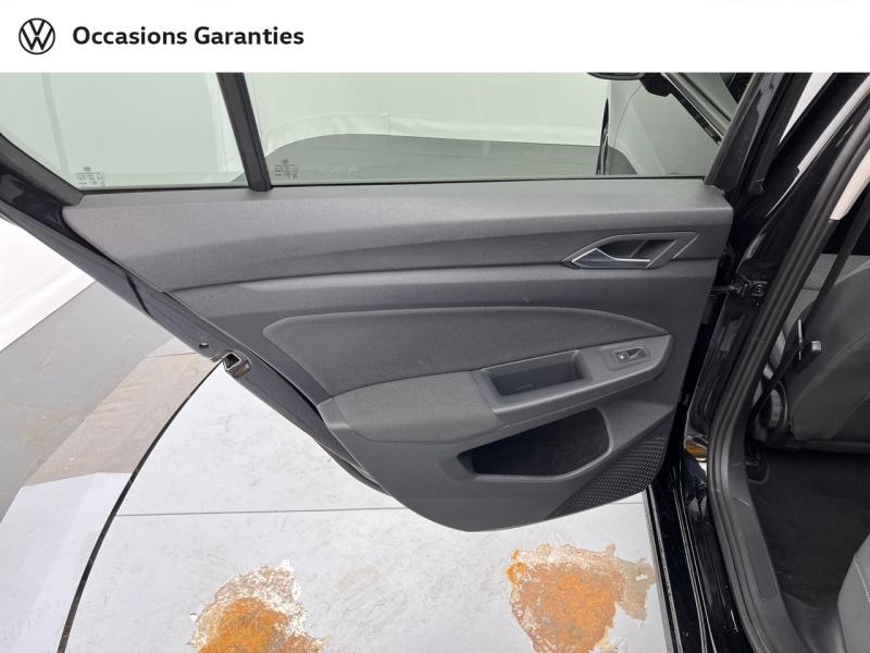 Voitures occasions VOLKSWAGEN GOLF Active Rezé