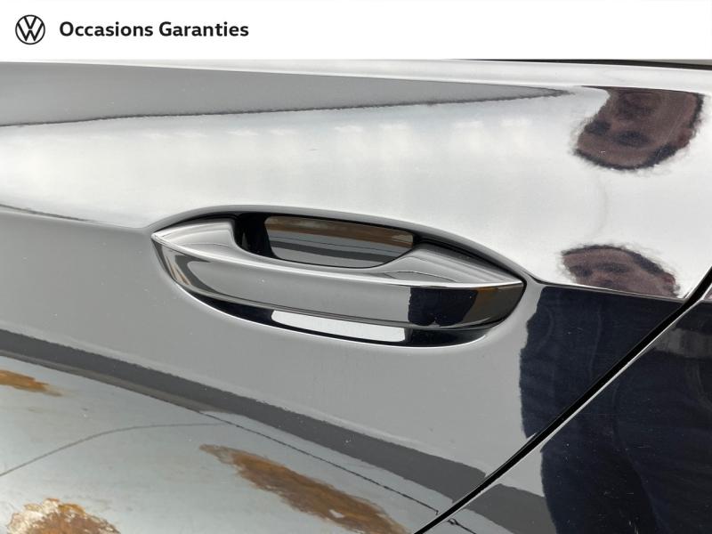 Voitures occasions VOLKSWAGEN GOLF Active Rezé