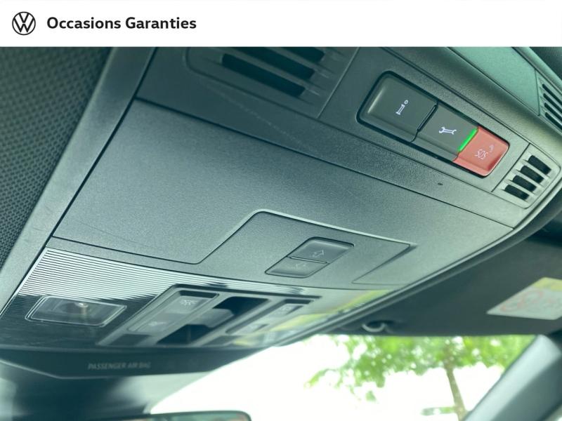 Voitures occasions VOLKSWAGEN T-ROC R-Line Rezé
