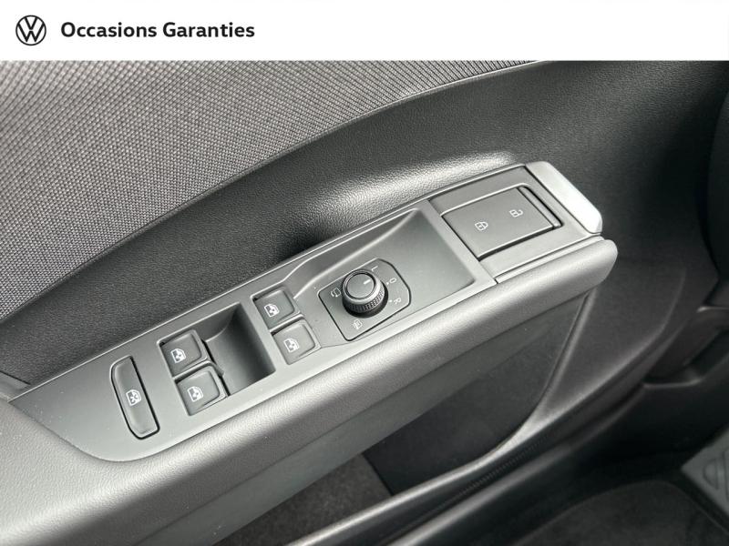 Voitures occasions VOLKSWAGEN T-ROC Life Rezé