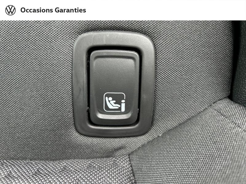 Voitures occasions VOLKSWAGEN T-ROC Life Rezé