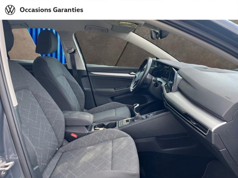 Voitures occasions VOLKSWAGEN GOLF Life 1st Rezé