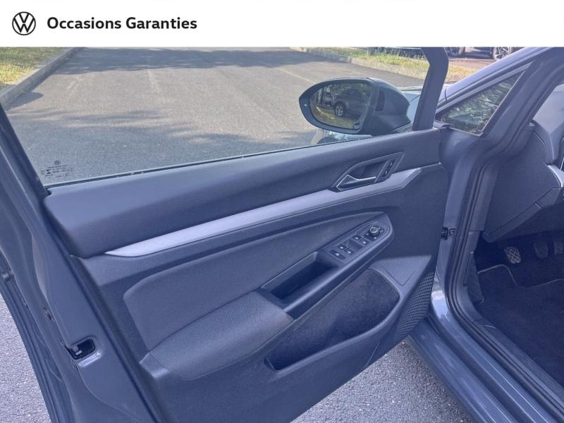 Voitures occasions VOLKSWAGEN GOLF Life 1st Rezé