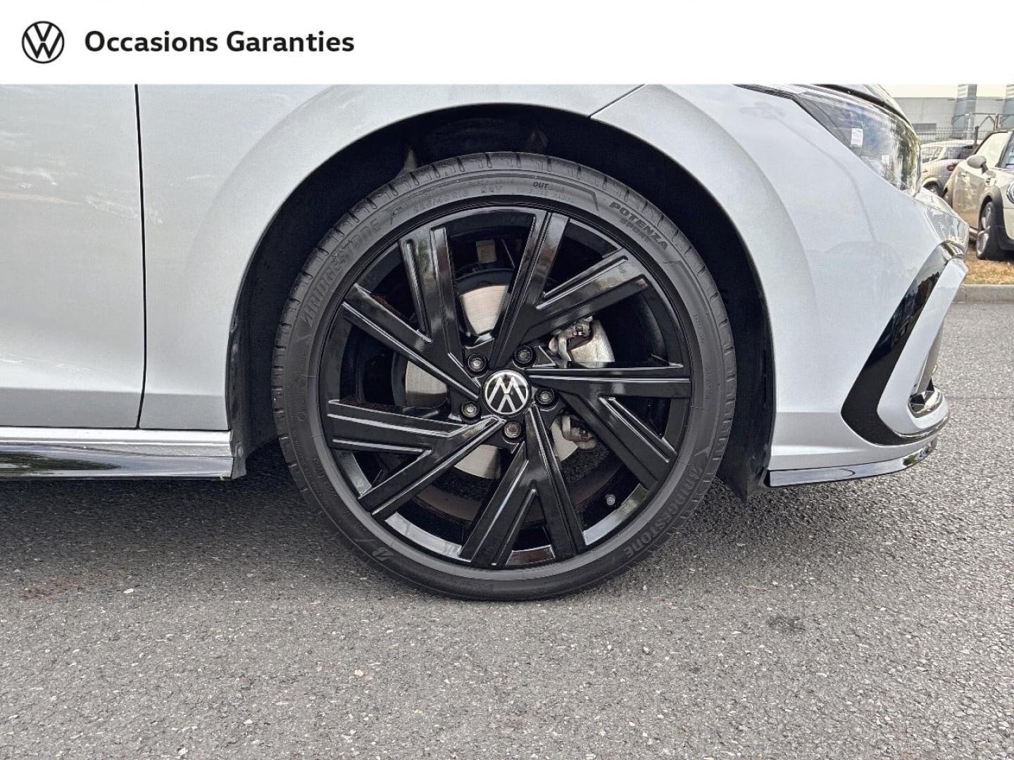 Voitures occasions VOLKSWAGEN GOLF R-Line Orvault