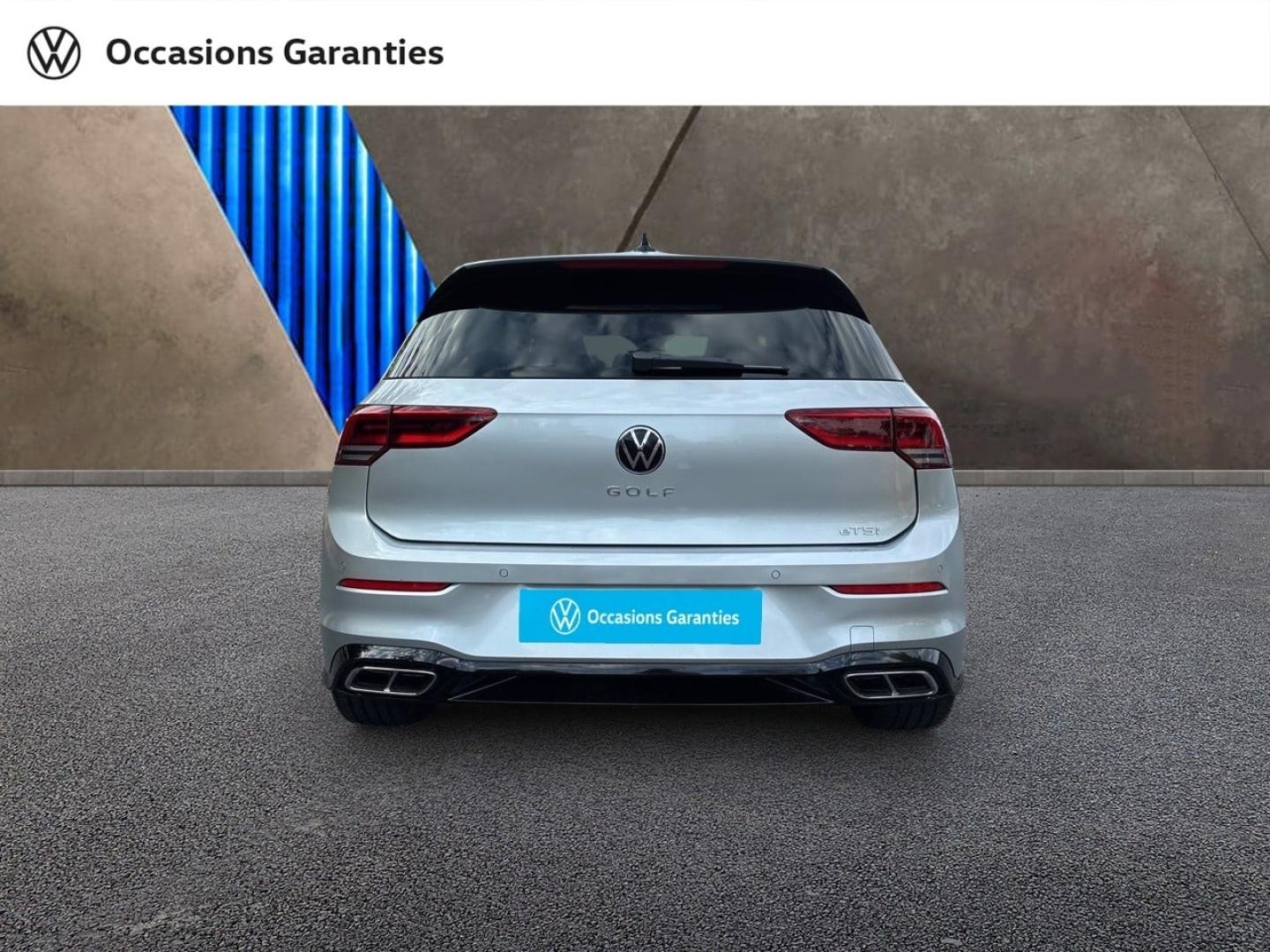 Voitures occasions VOLKSWAGEN GOLF R-Line Rezé