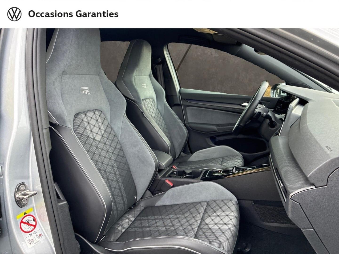 Voitures occasions VOLKSWAGEN GOLF R-Line Orvault