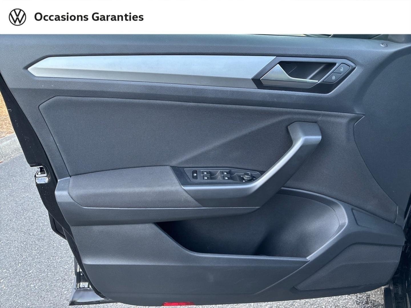 Voitures occasions VOLKSWAGEN T-ROC Life Plus Rezé