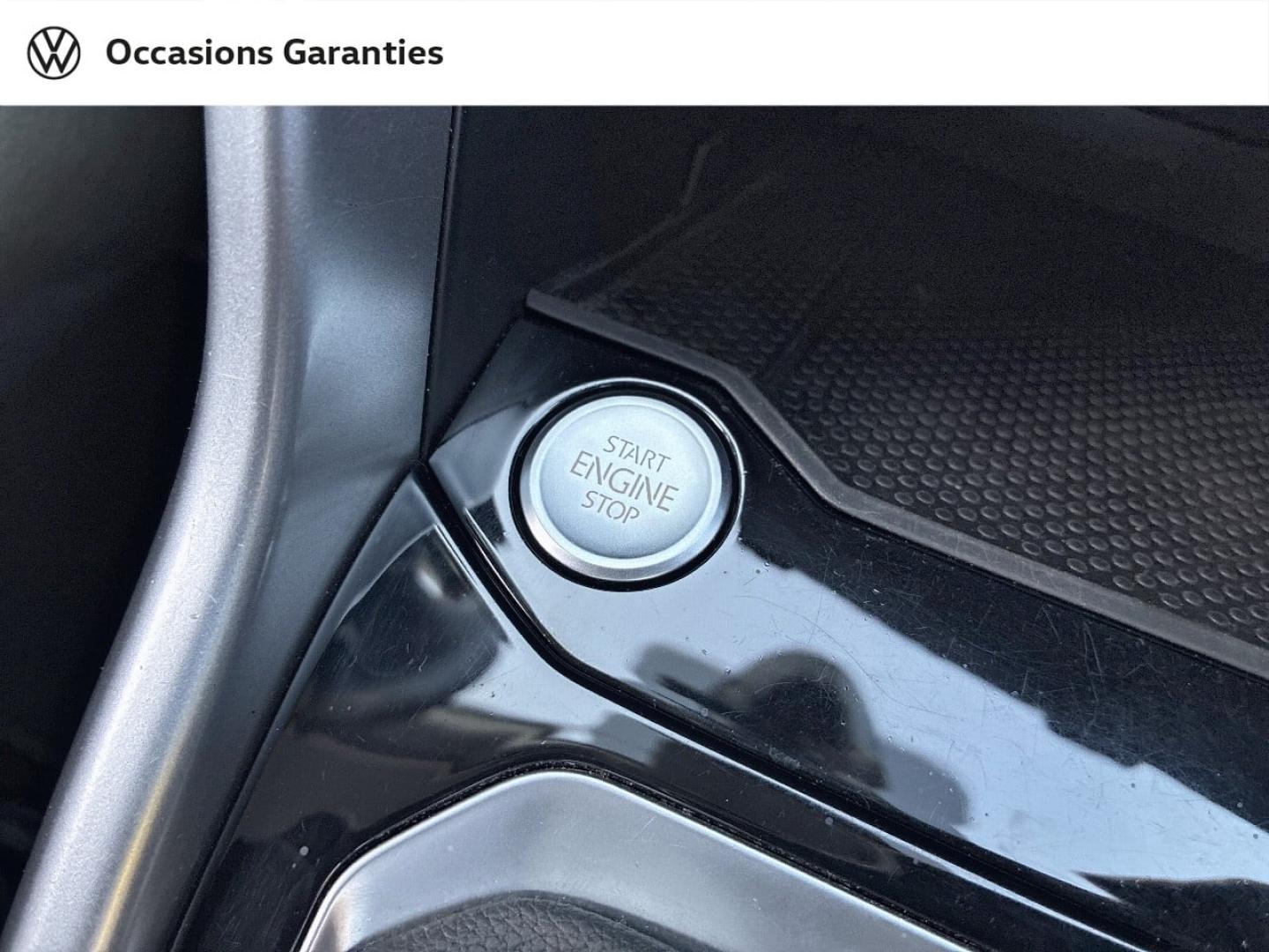 Voitures occasions VOLKSWAGEN T-ROC Life Plus Rezé
