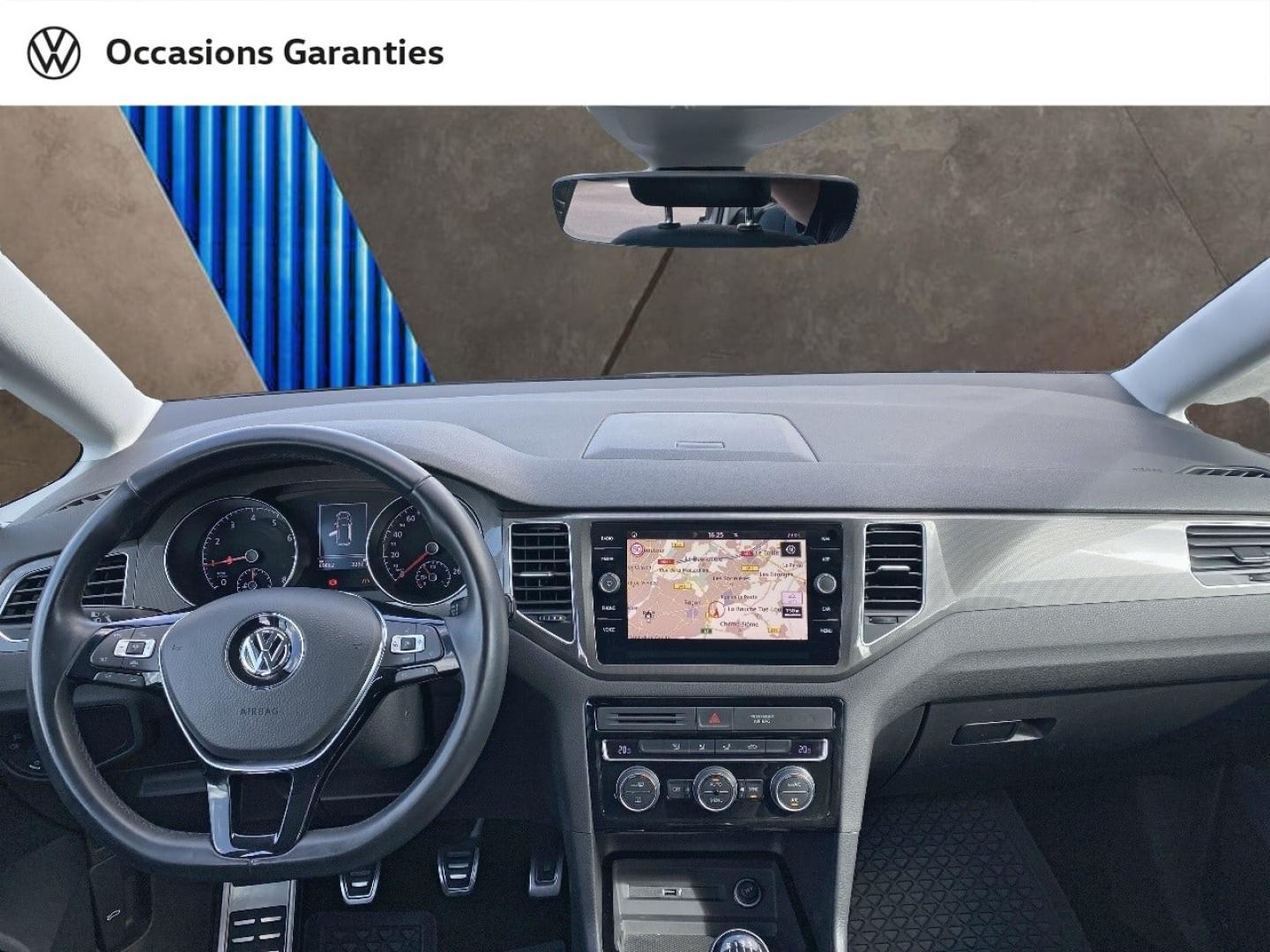 Voitures occasions VOLKSWAGEN GOLF SPORTSVAN IQ.Drive Rezé